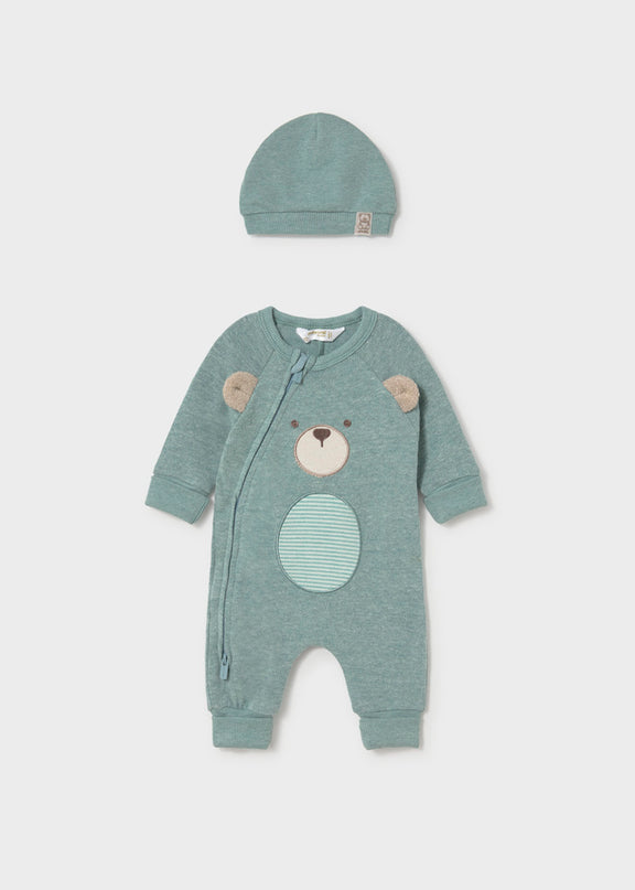 Baby romper with bear design and hat
