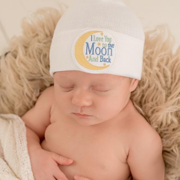 ILYBEAN "I Love You to the Moon" White Newborn Hat - Giggles & Glitter