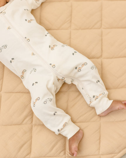 Baby wearing Long sleeve zipper pajamas with race car print