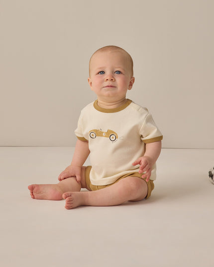 Baby wearing tee with car design