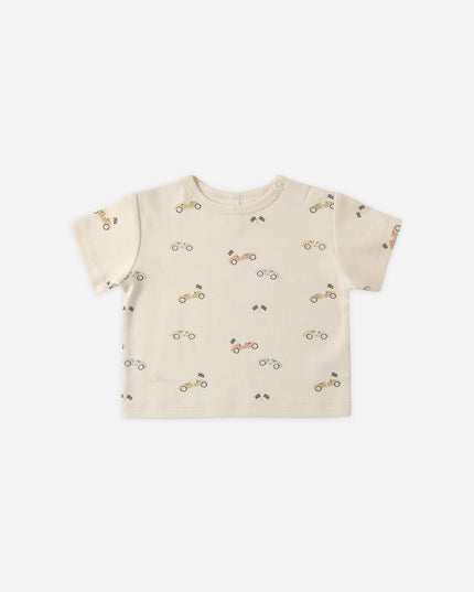 Cream t-shirt with race car print